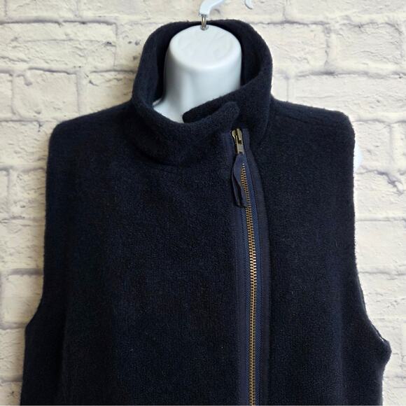 NWT J. Crew Vest Womens Size Large Wool Blend Navy Blue Sherpa Lined - Picture 4 of 12